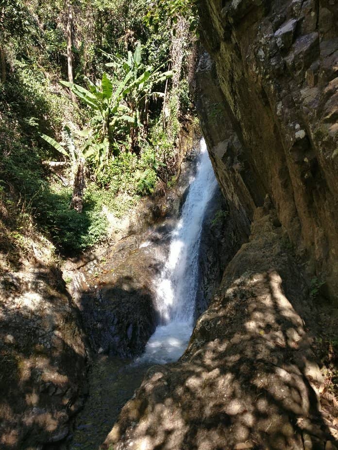 Mae Koeng Noi Waterfall