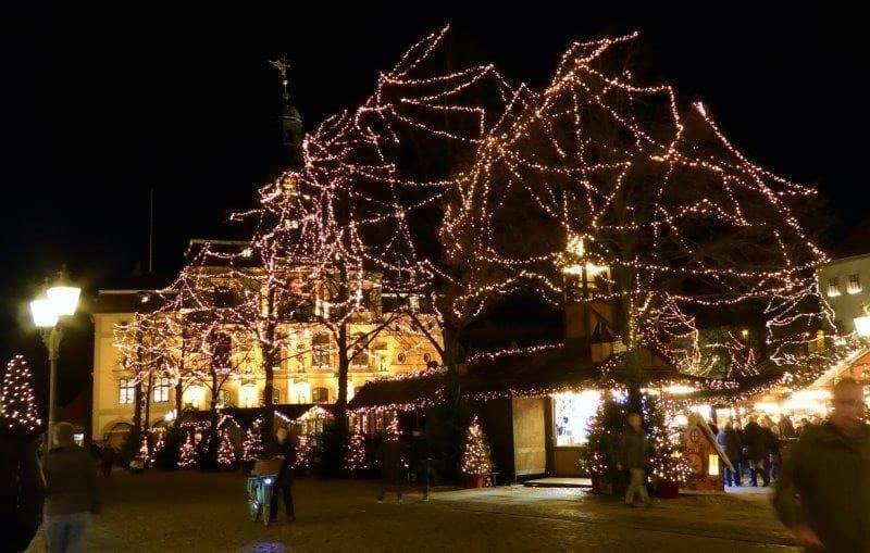 Gothic & Renaissance Court Arbors