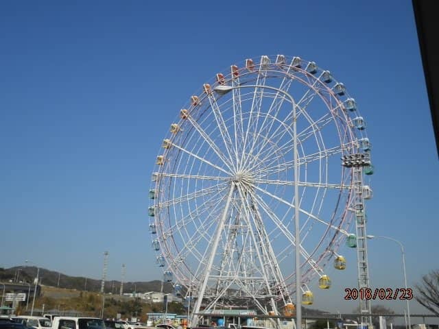 Souvenir & Food Stops