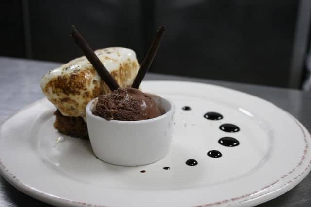 Craft Cocktails and Ambiance