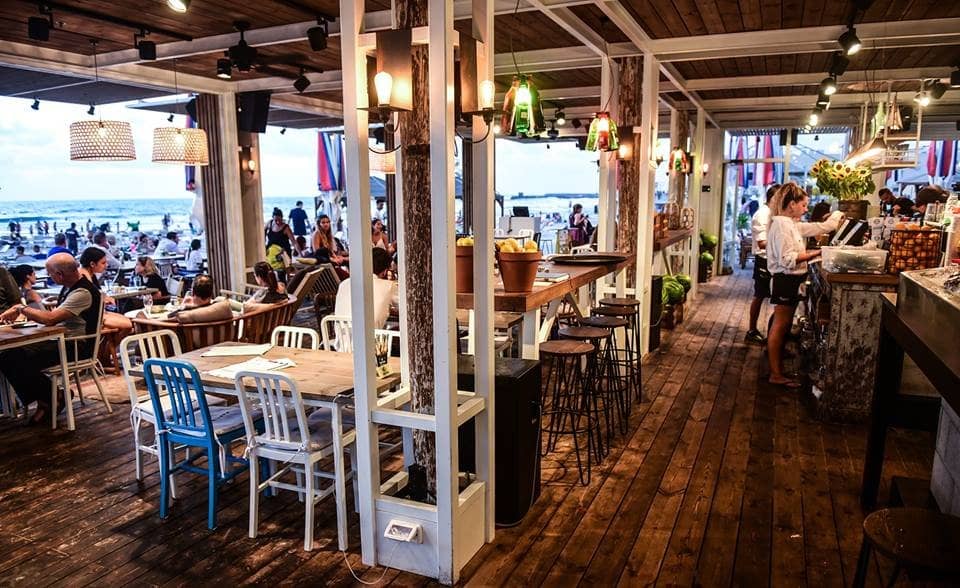 Beachfront Restaurant Experience