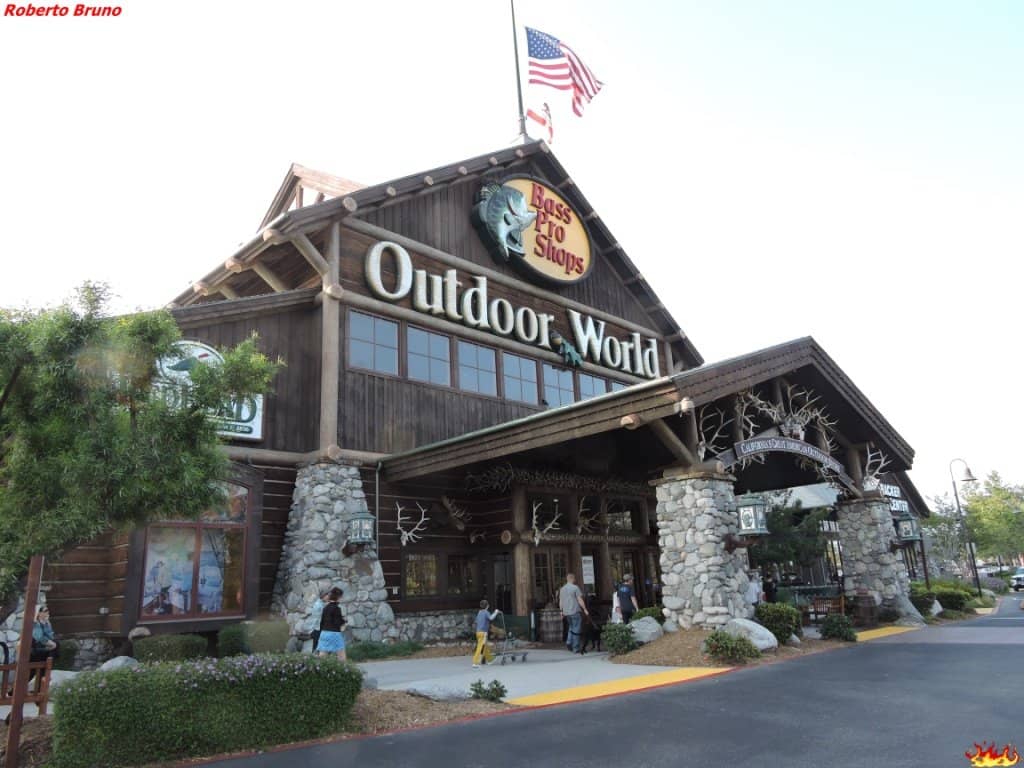 YETI Cooler & Mug Collection