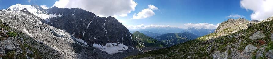 The Train to Nid d'Aigle