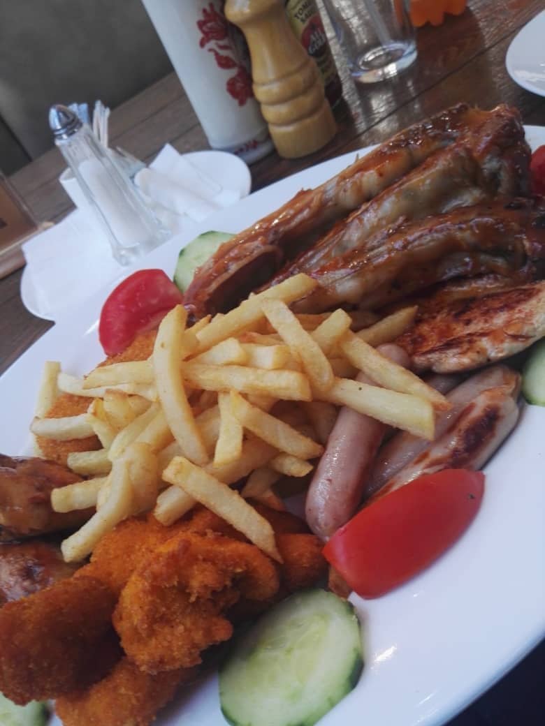 The Yard Restaurant & Bar