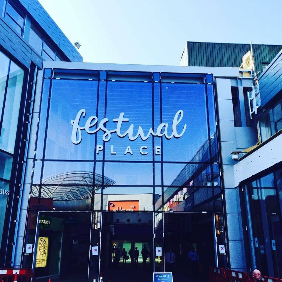 Artist Pop-Up Galleries