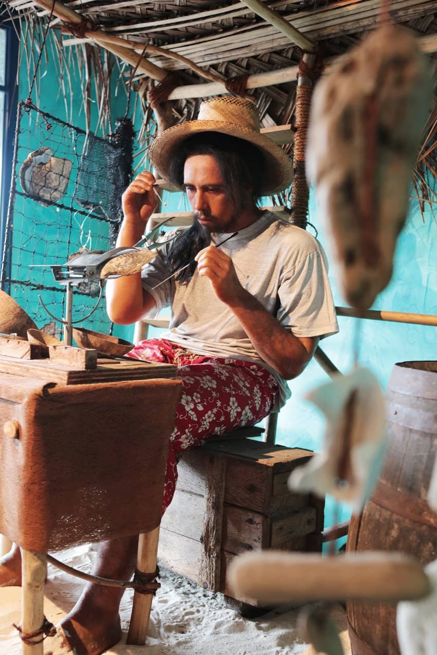 Pearl Cultivation Exhibits