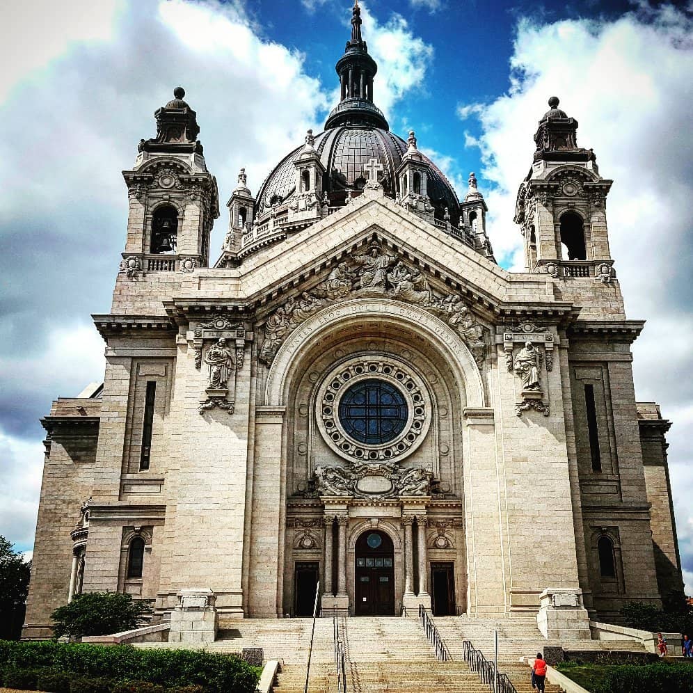 Golden Gallery Views