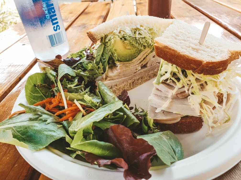 Malibu Country Mart Ambiance