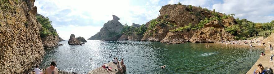 Red Puddingue Cliffs