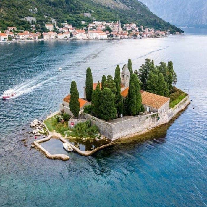 Njeguši Prosciutto & Cheese