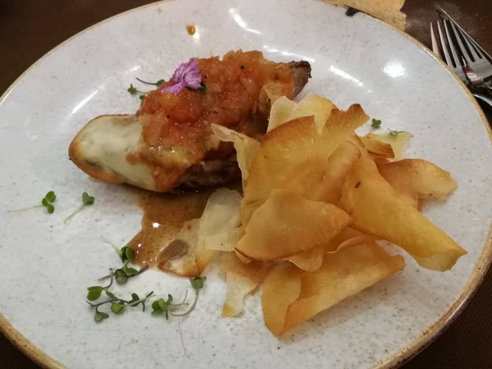 Intimate and Charming Atmosphere