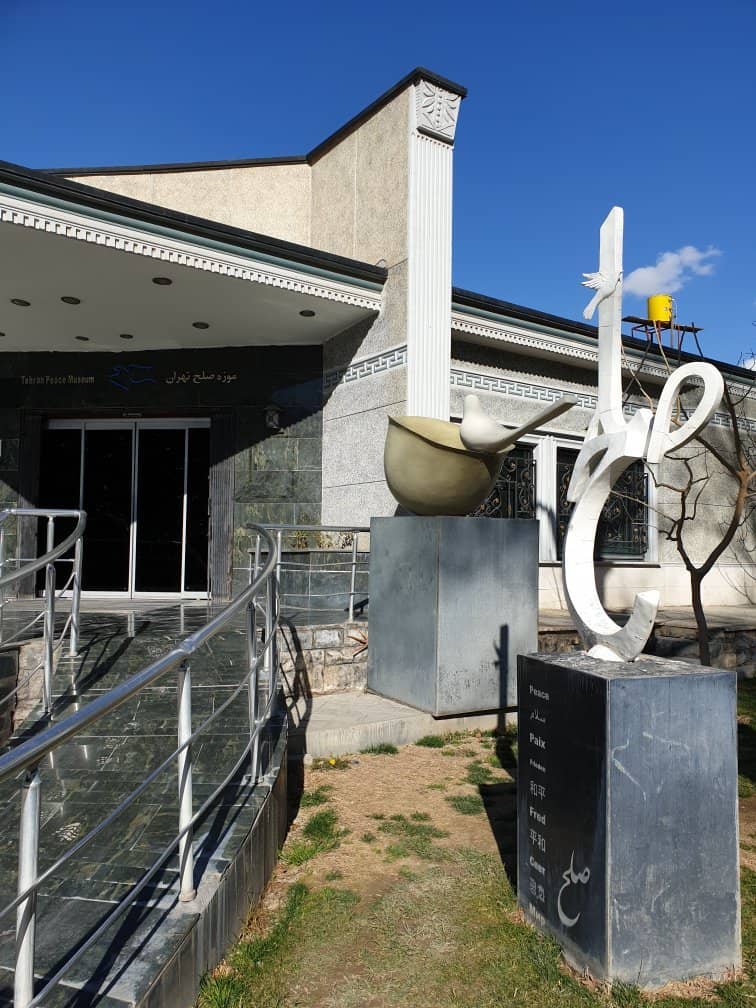 Veterans' Stories & 3D Holograms