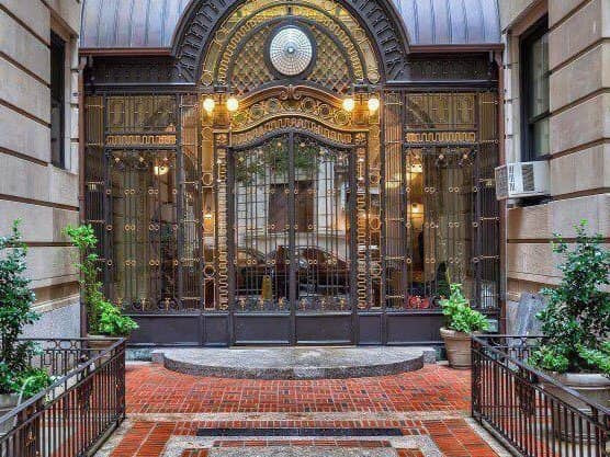 Brownstone Streets