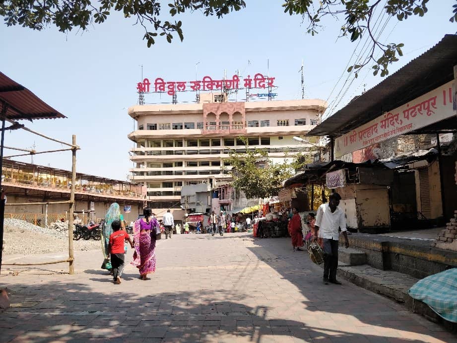 The Warkari Community Spirit