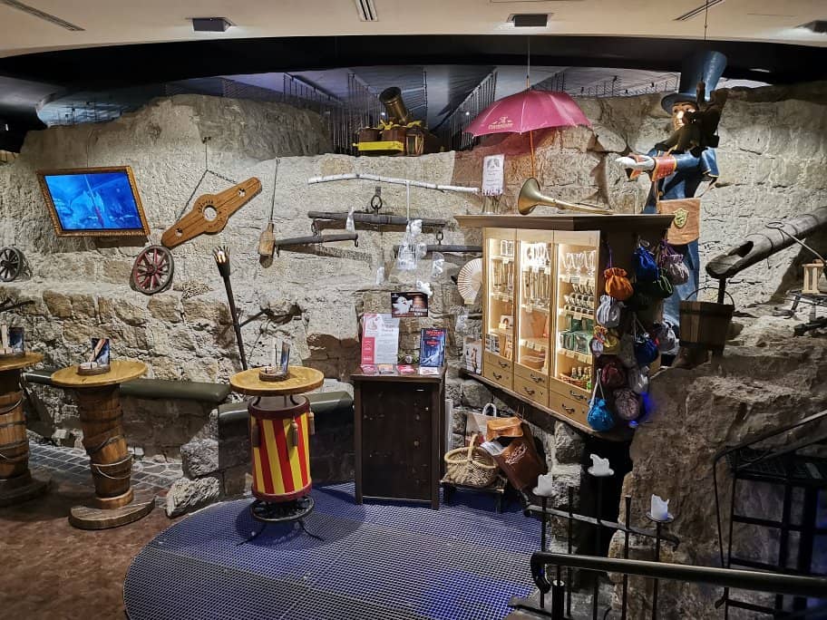 Generous Saxon Specialties