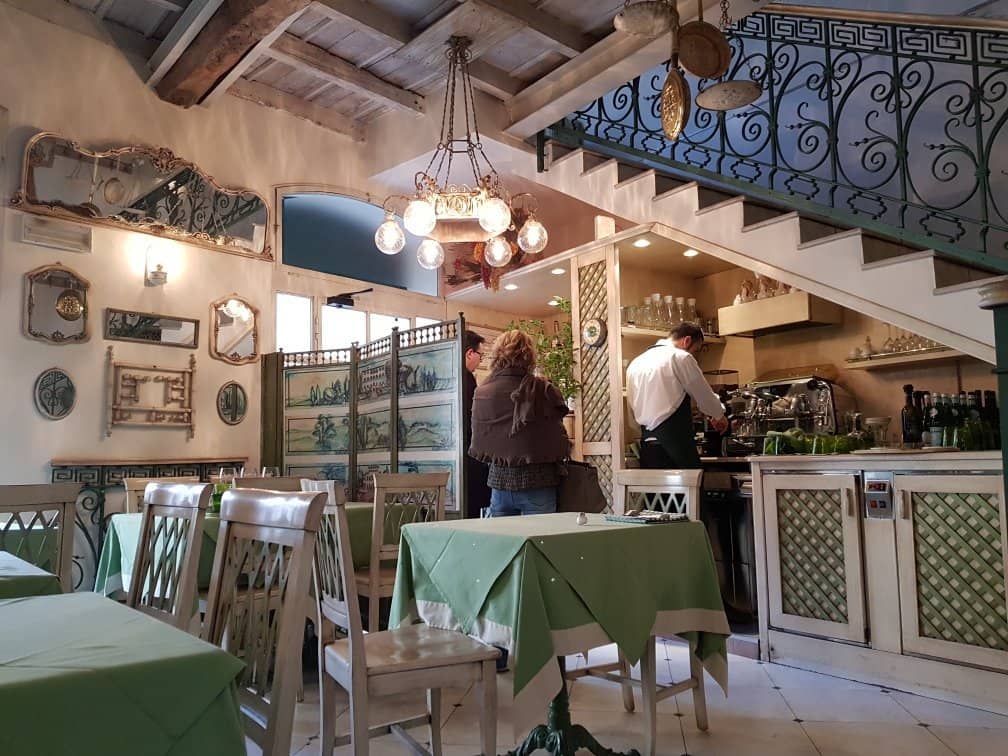 Atmospheric Rustic-Chic Setting