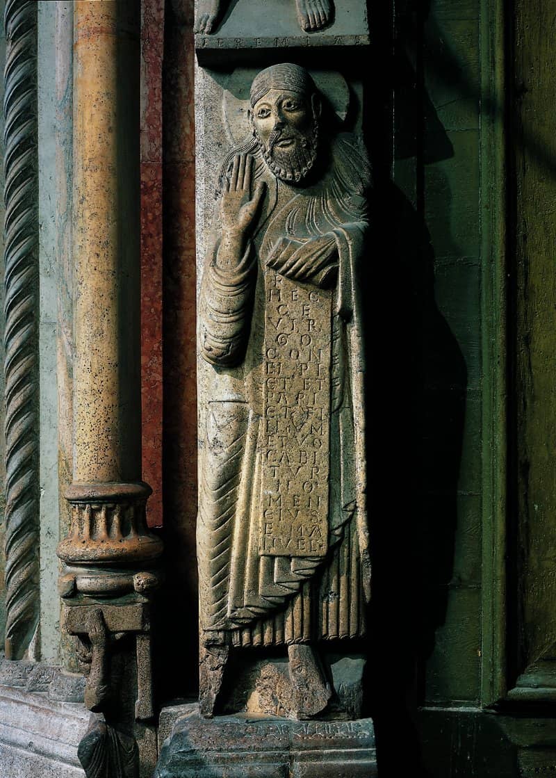 Crypt and Baptist