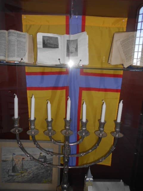 Mesmerizing Video Installation