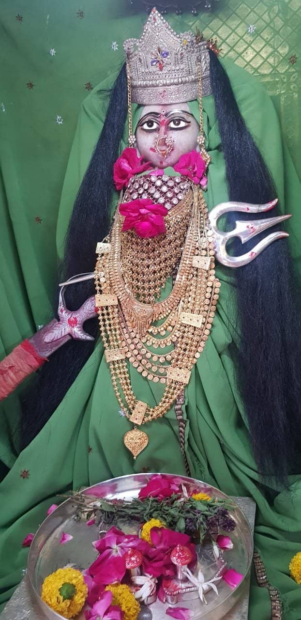 Cave with Additional Idols