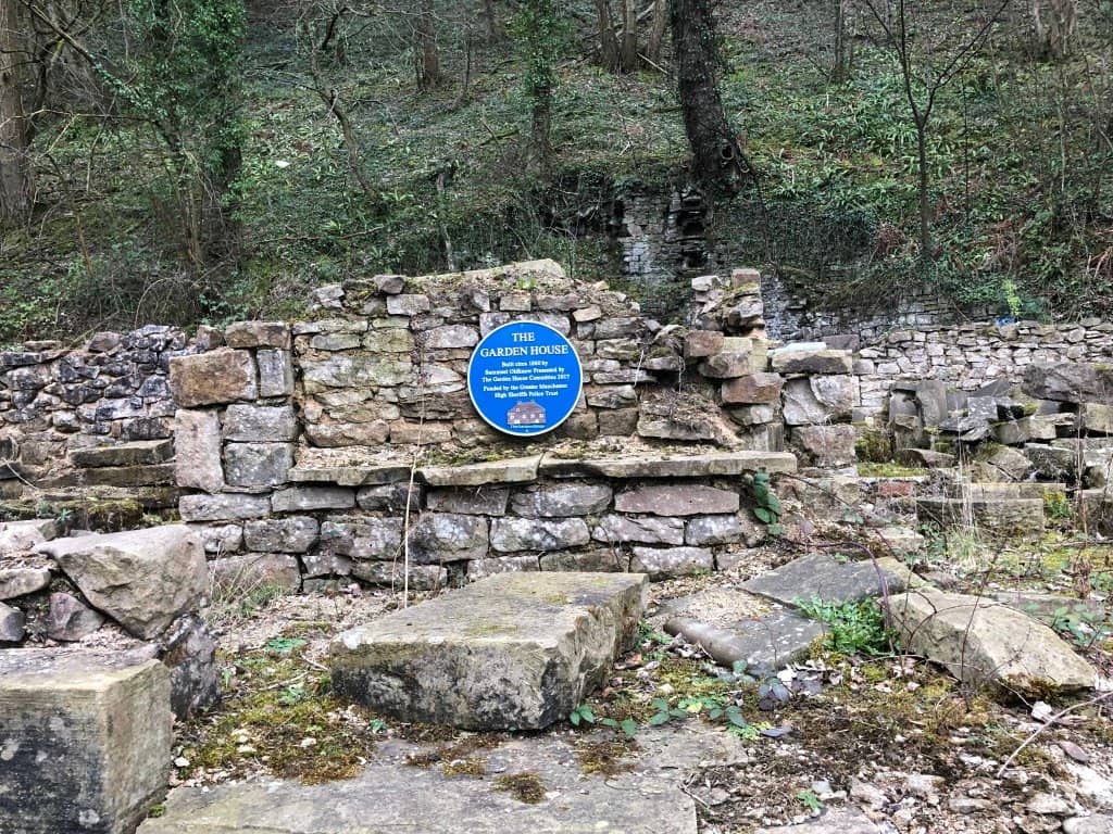 Riverside Walk