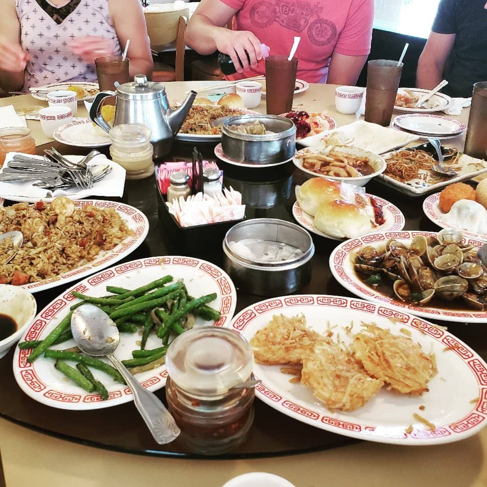 'Me Enrola que eu Gosto' Skewers