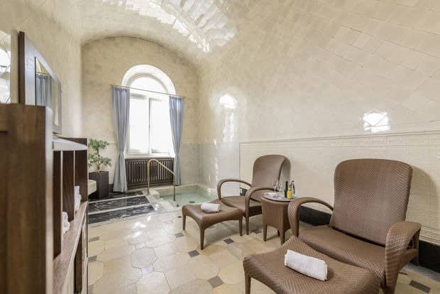 Historic Roman-Irish Architecture