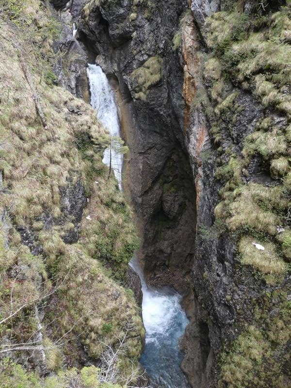 Rugged Gorge Trail