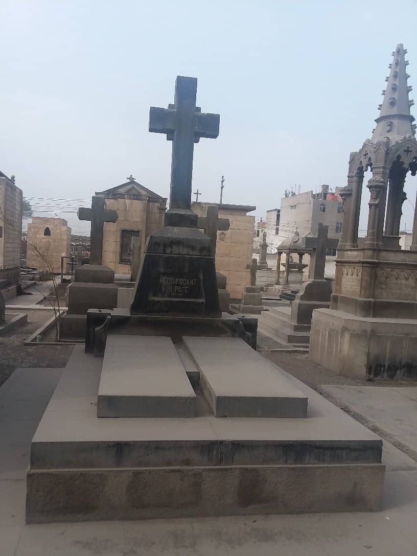 Tomb of Sara Helen