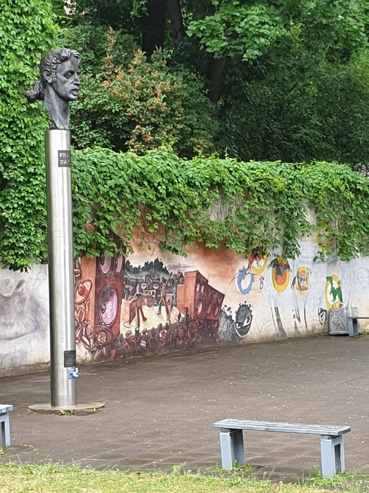 The Iconic Zappa Statue