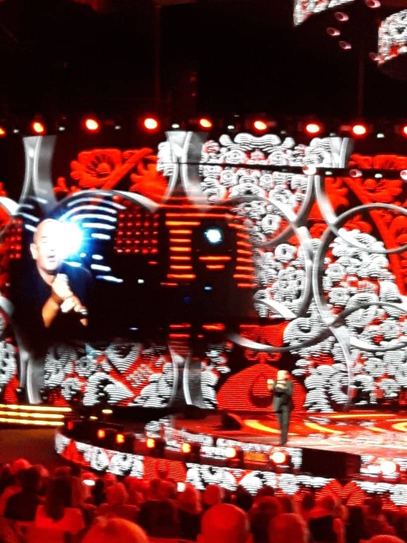 The Amphitheater in Nature