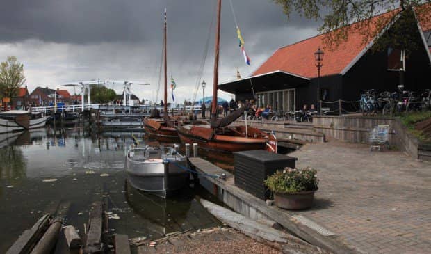 Onboard Lunch & Refreshments