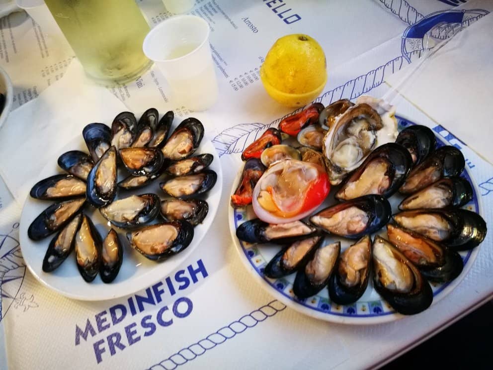 Amazing Fried Gambas and Pasta Al Vongolo