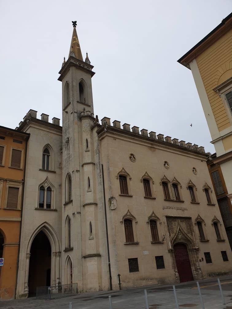Vertical photo