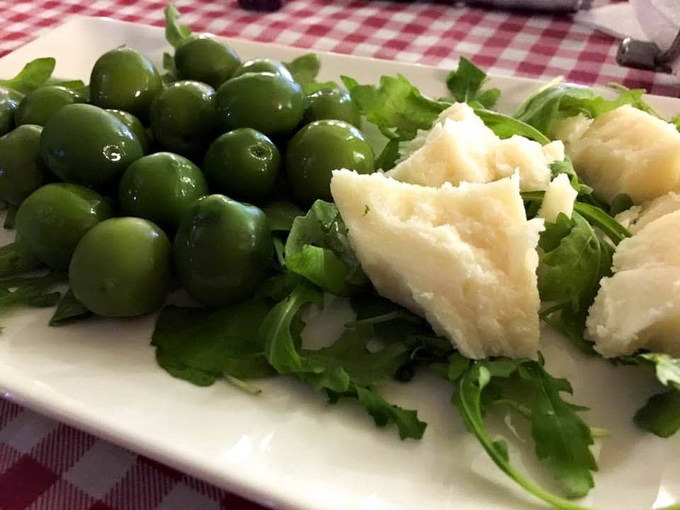 Bustling Terrace Ambiance
