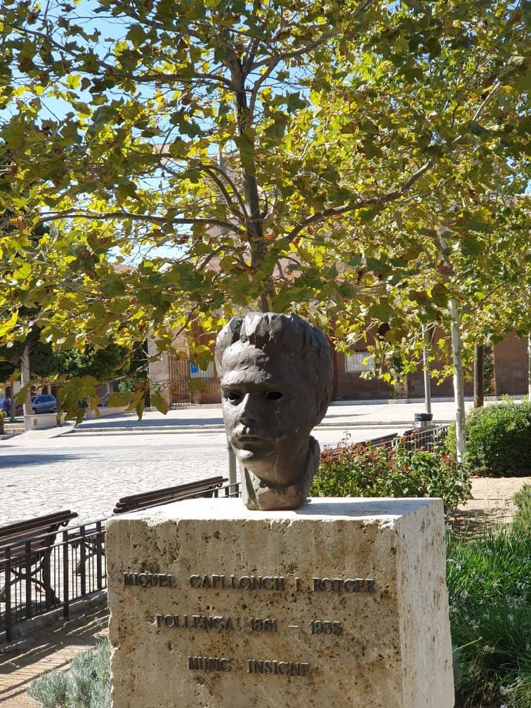 Local Cafes and Boutiques