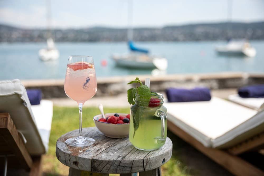 Fresh Seafood & Local Favorites