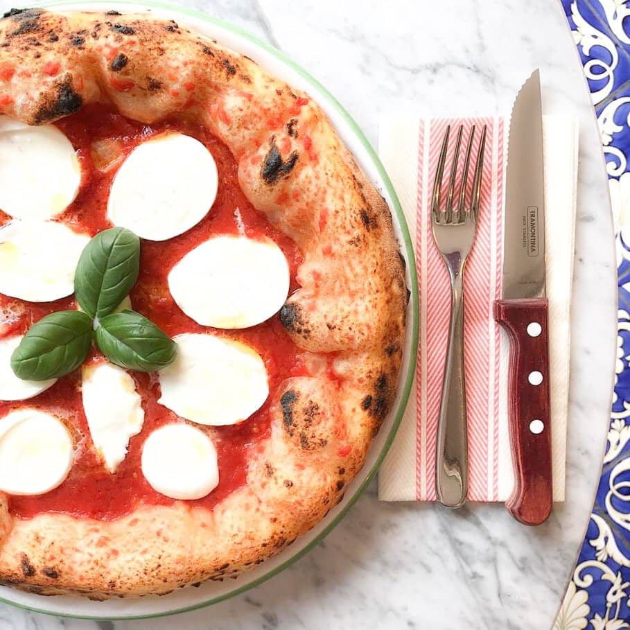 Cozy Italian Ambiance