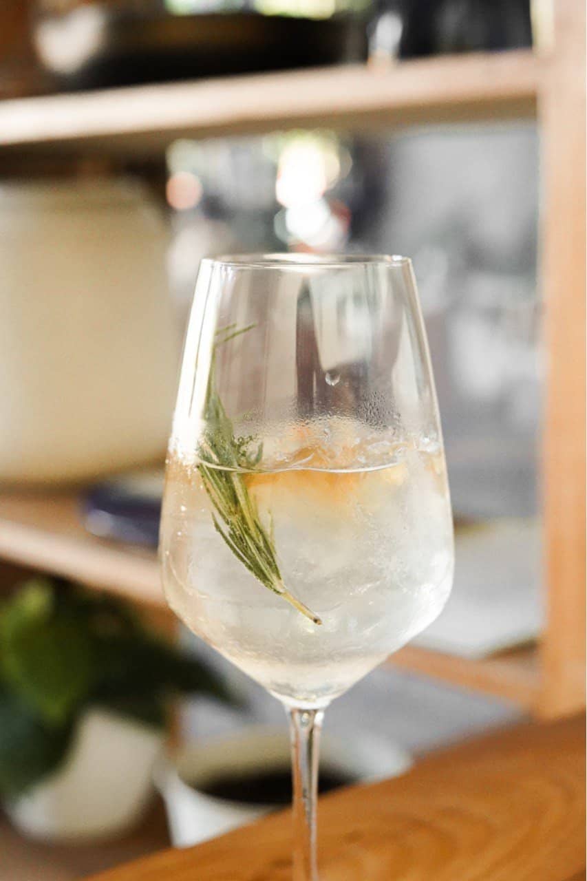 Cozy Atmosphere & Promotions