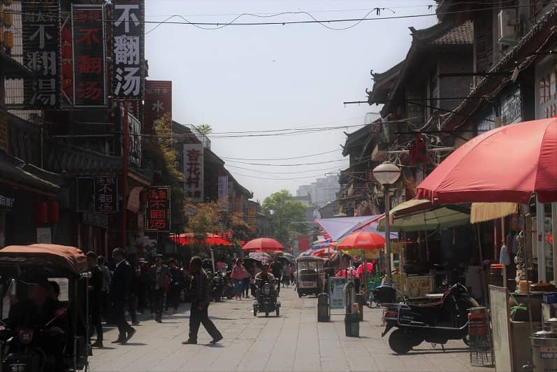 The Daily Market Spectacle