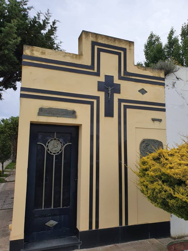 The Mausoleum Structure