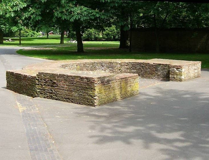 Picnic Lawns