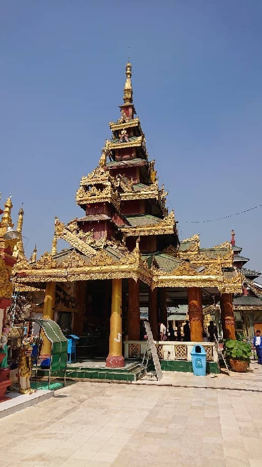 Panoramic Hilltop Views