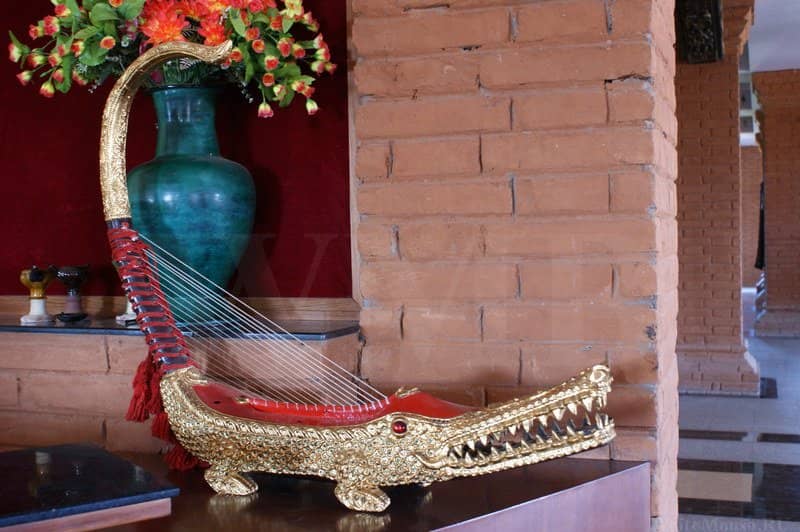 Panoramic Temple Vistas