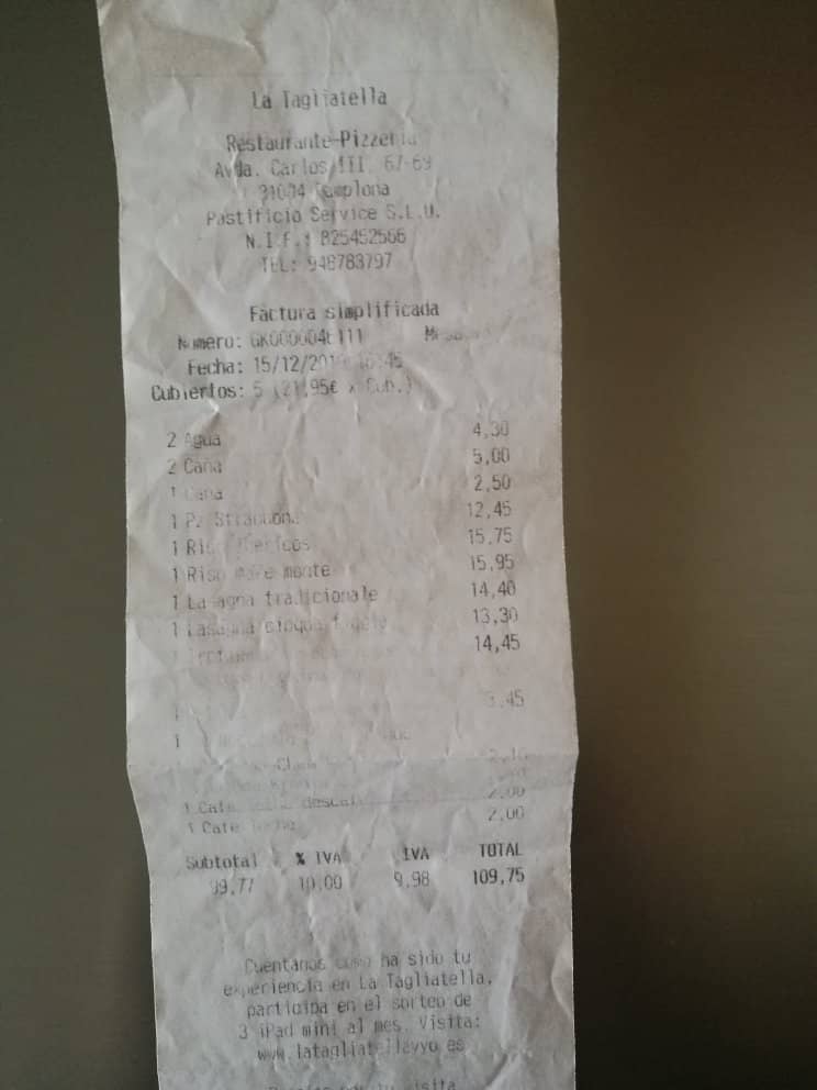 Shopping and Dining Hub