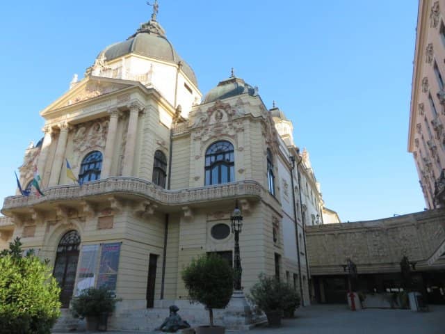 Neo-Baroque Architecture