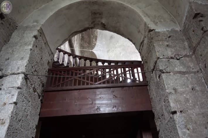 Vertical photo