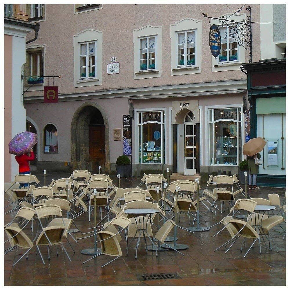 Traditional Cakes & Pastries