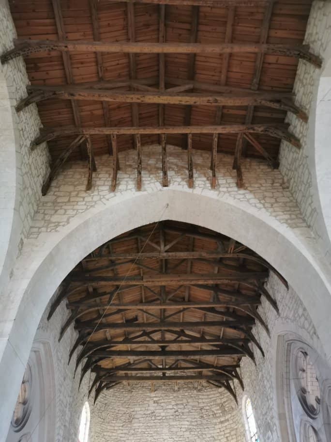 Replica of Eleanor of Aquitaine's Statue