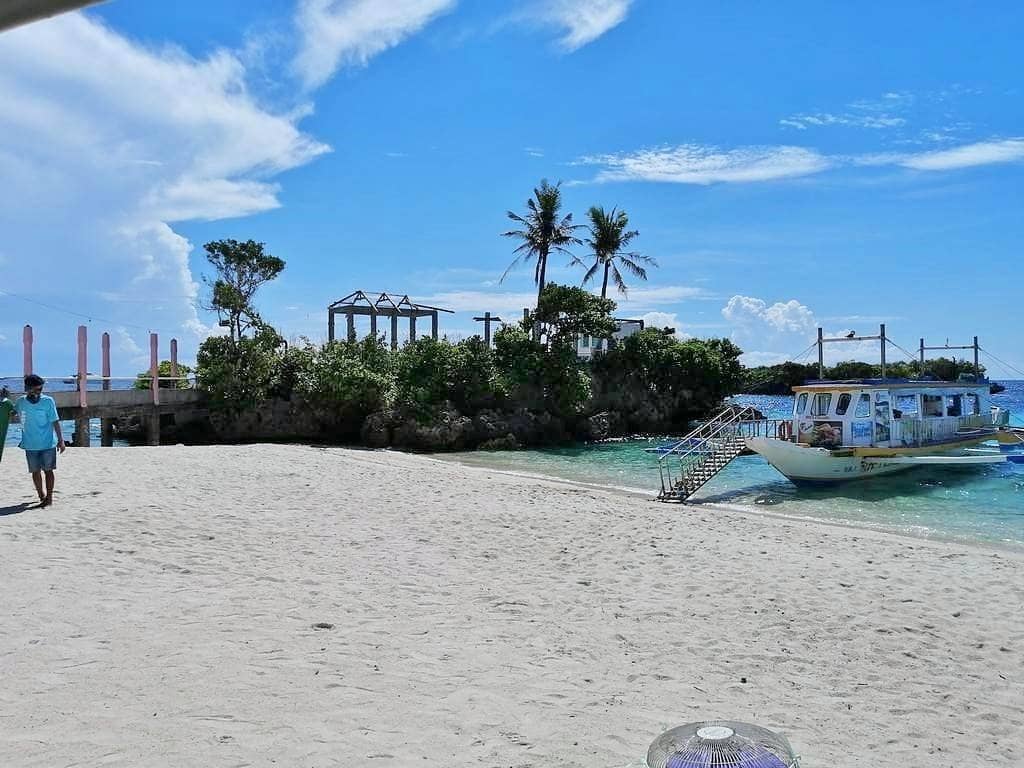 Secluded Beach Vibe