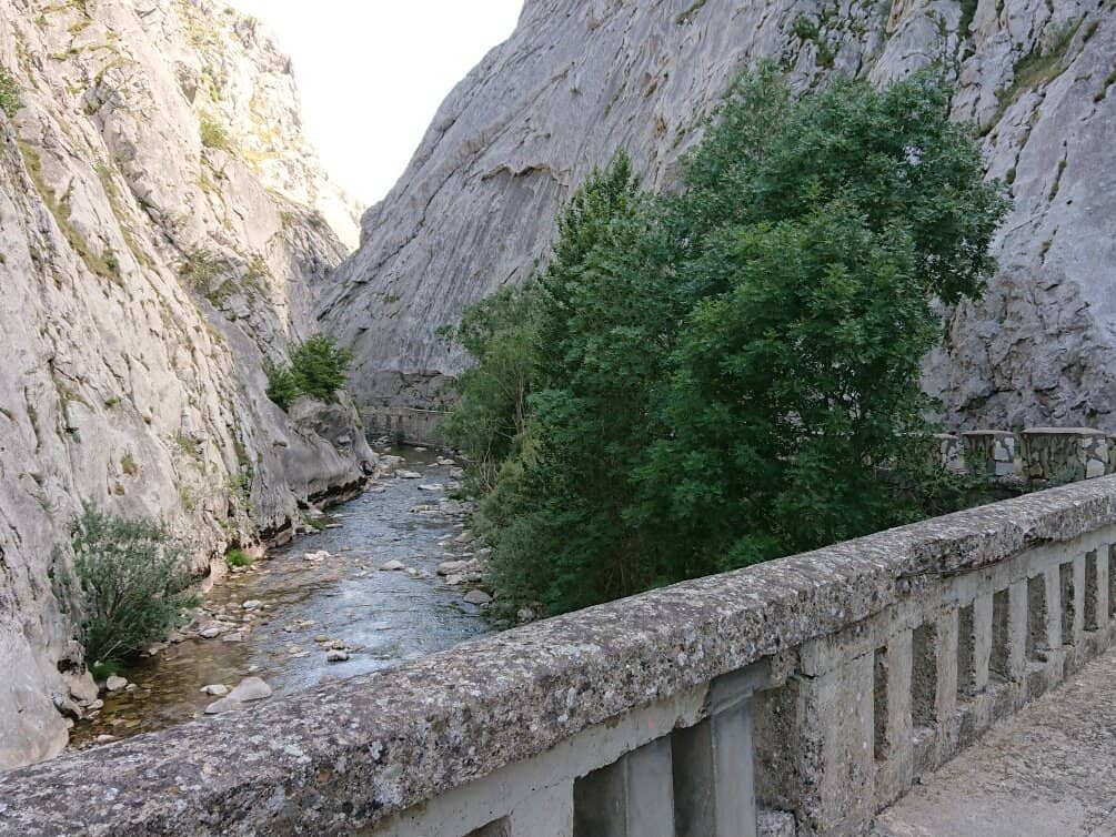 The Gorge Itself